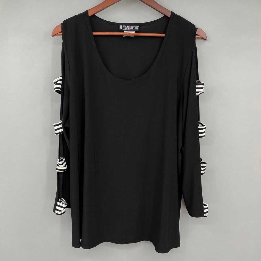 The Pyramid Collection Top Womens 2X Black Cold Shoulder Striped‎ Cutout Sleeve